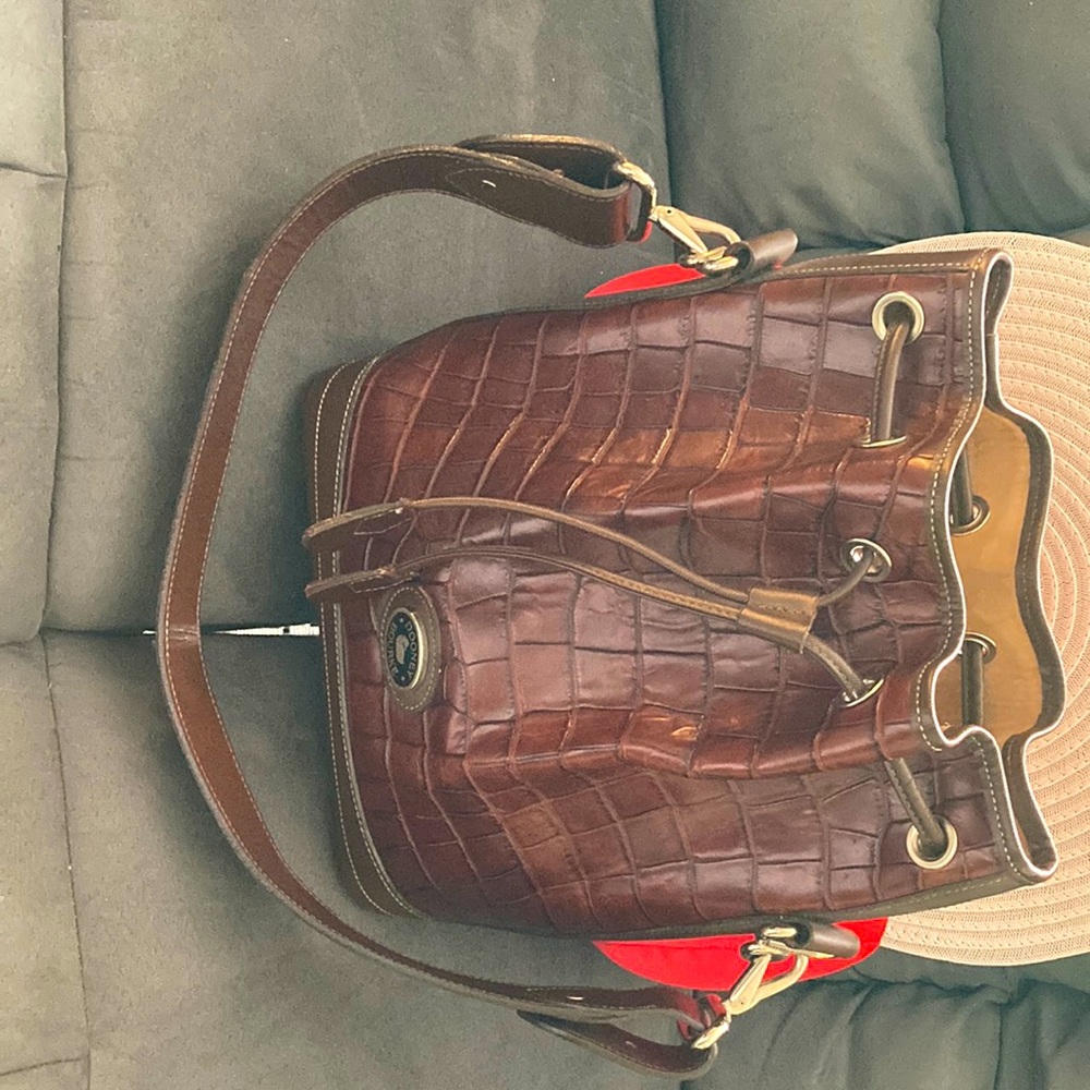 Designer Dooney&Bourke Satchel Faux Aligator print